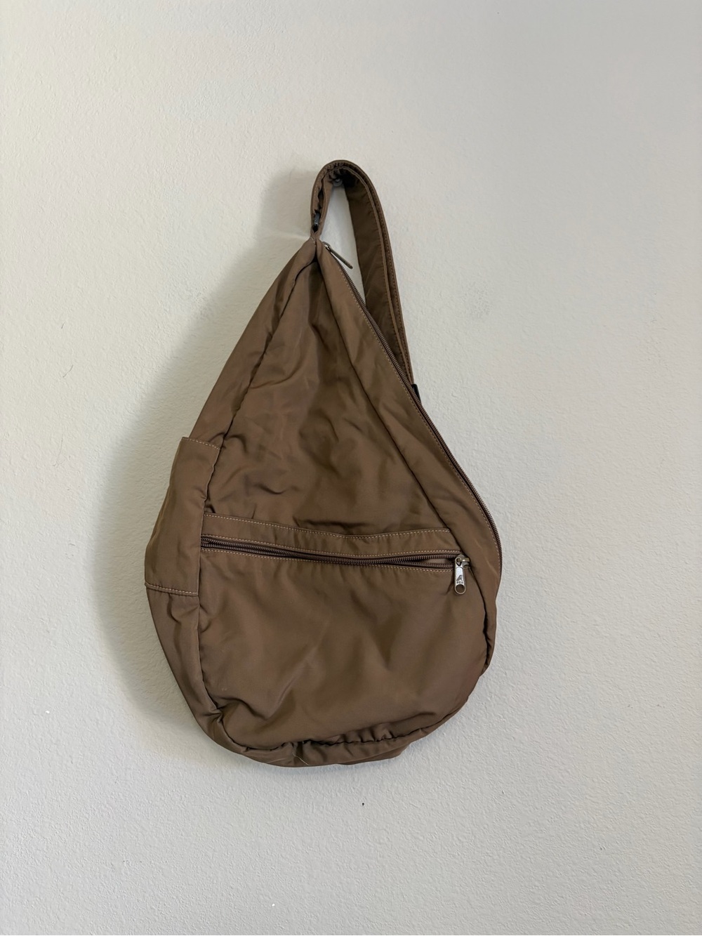 LL Bean Ameribag Healthy Back Sling Bag Tan Single Strap crossbody purse